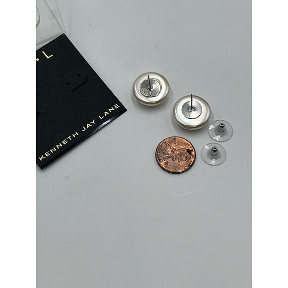 Kenneth Jay Lane KJL Silver Tone Round Faux‎ Pearl Ivory Pierced Stud Earrings - Picture 9 of 13